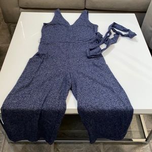 Light, cropped sweater jumpsuit